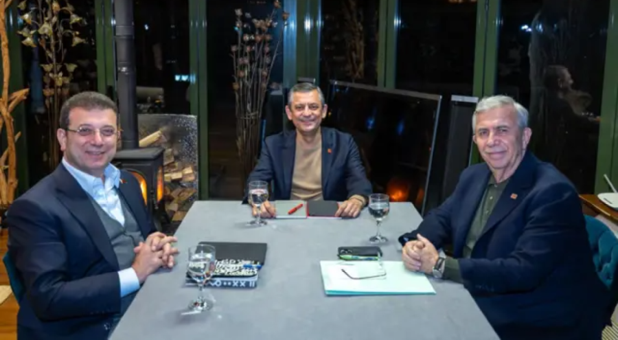 Özgür Özel: Toplantının özeti o fotoğraf karesidir