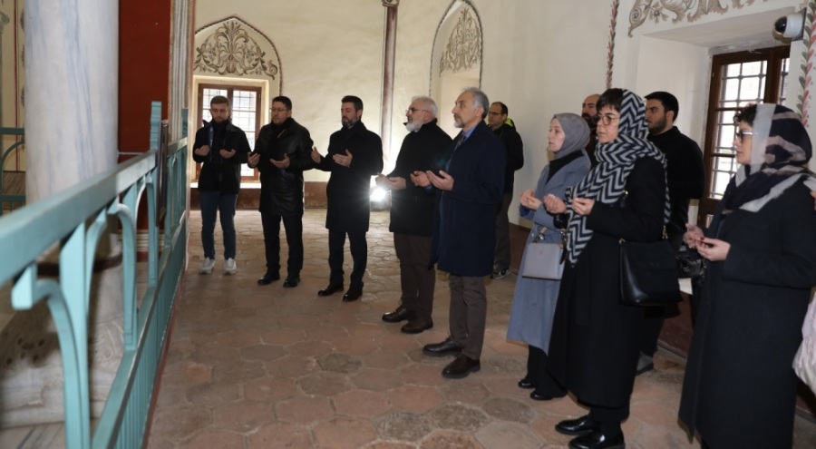 Sultan II. Murad, vefatının 574. yılında Muradiye Külliyesi'nde anıldı