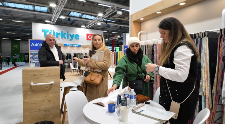 Bursalı tekstil sektör temsilcileri Fransa'da