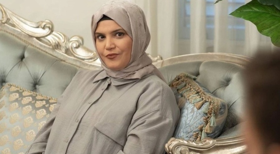 Feyza Civelek kaza geçirdi