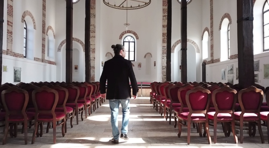 Öğretim görevlisinin çekimleri 4 gün süren filmi, 4,5 ayda 3 kıtada 16 ödül aldı