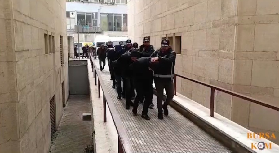Bursa merkezli tefeci operasyonunda 11 tutuklama!