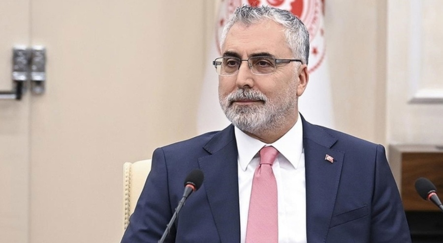 Bakan Işıkhan: İlaç kuyruklarında çile çektiği dönemleri bitirdik