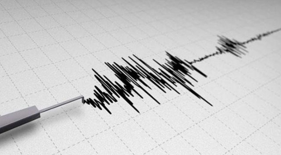 AFAD duyurdu! Ege Denizi'nde 4.9 büyüklüğünde deprem!