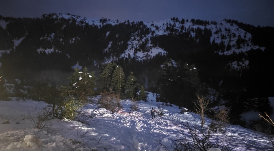 Traktör şarampole devrildi: 1 ölü, 4 yaralı