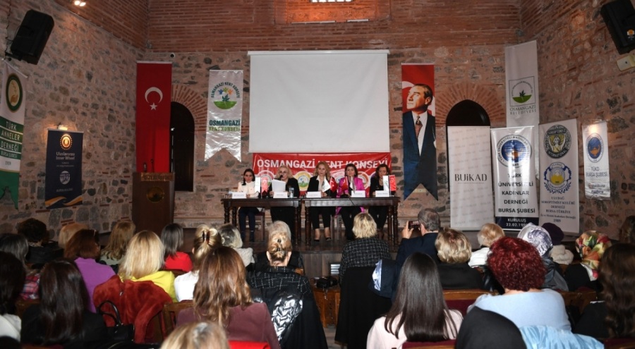Türk Medeni Kanunu'nun kabulünün 99'uncu yılı Osmangazi'de söyleyişiyle kutlandı