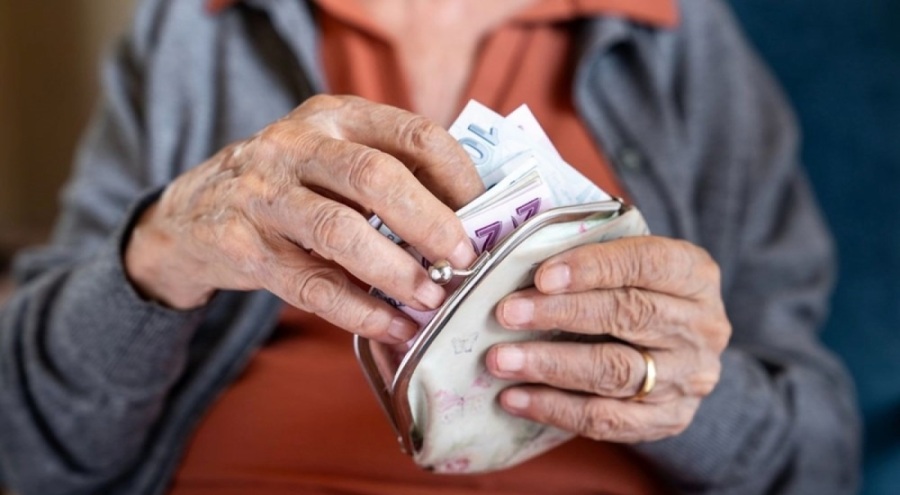 Emeklileri ilgilendiriyor: Bayram ikramiyesi ve promosyonlar ne kadar artacak?