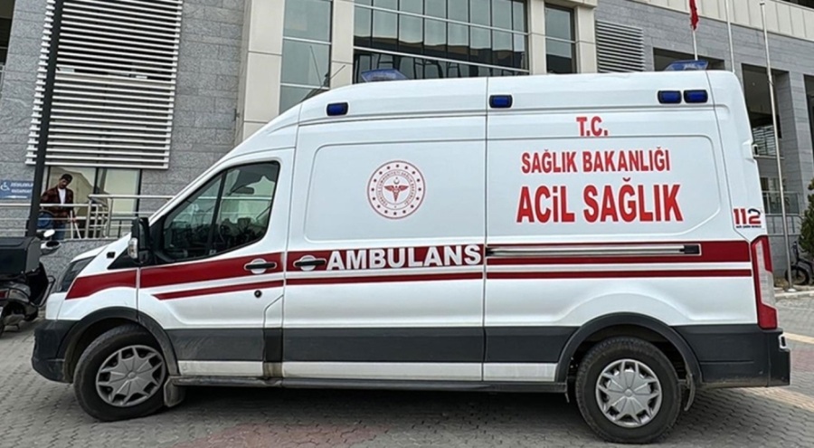 Boşanma aşamasındaki eşini katledip kaçtı