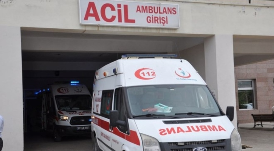 İnşaat işçisi iskeleden düştü