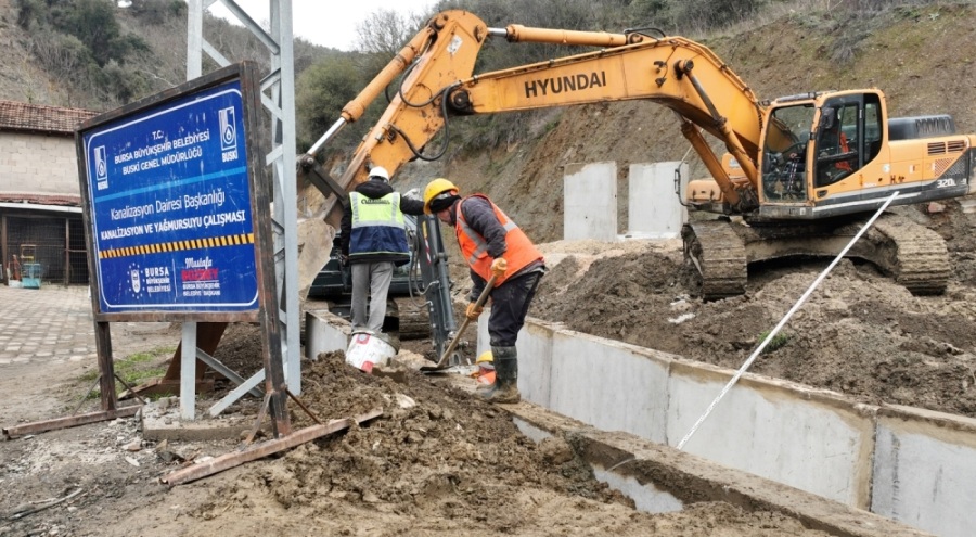 Bursa Büyükşehir'den Gemlik'e altyapı ve üstyapı güçlendirmesi