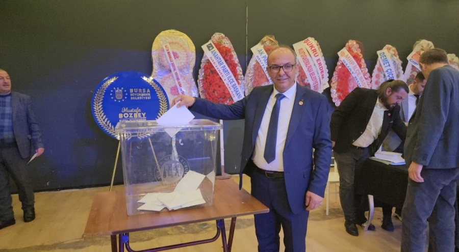 Yeni başkan Akar oldu