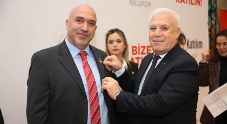 CHP Nilüfer'den partiye 450 yeni üye!