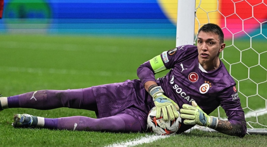 Muslera, 14 sezonluk Galatasaray kariyerinde bir ilki yaşadı