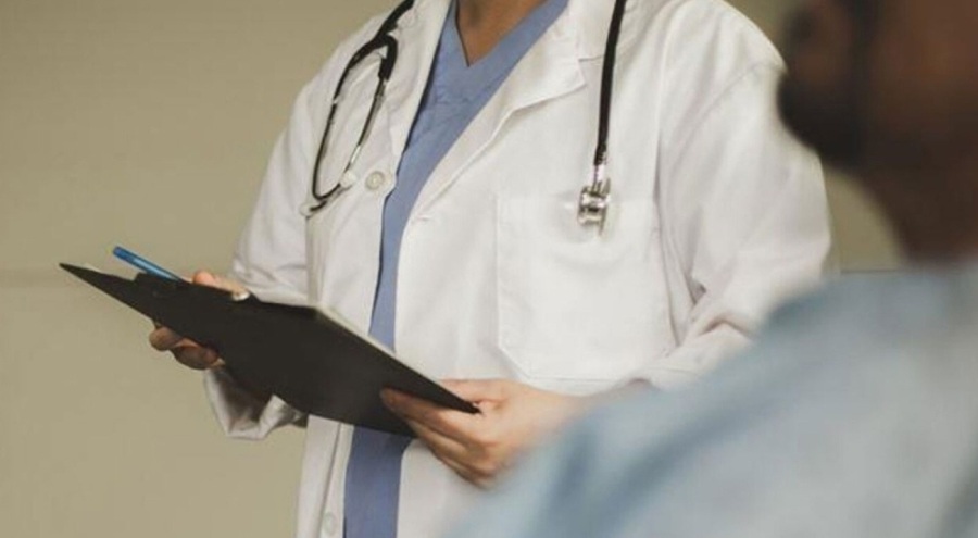 Sağlam kemiklere para için platin takıyorlar iddiası