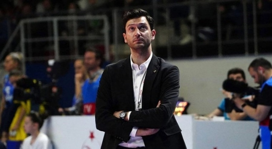 Ferhat Akbaş, Japonya Kadın Milli Voleybol Takımı'nın başantrenörü oldu