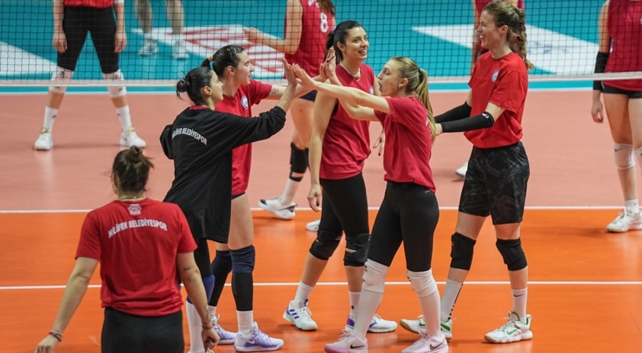 Nilüfer Belediyespor, Galatasaray'ı yenip Sultanlar Ligi'ne tutunmak istiyor