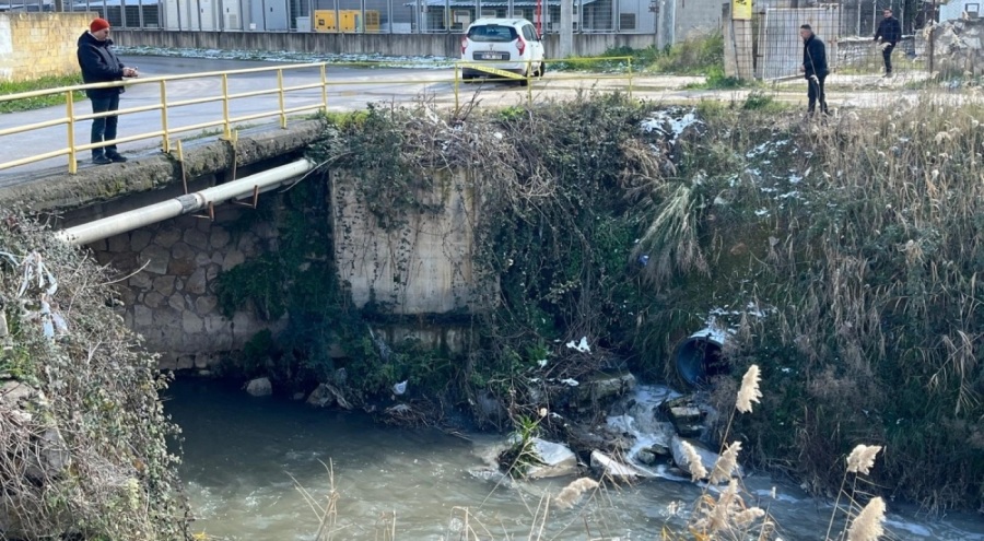 Gemlik'teki çevre sorunları konuşuldu! "Canlı yaşaması mümkün değil"