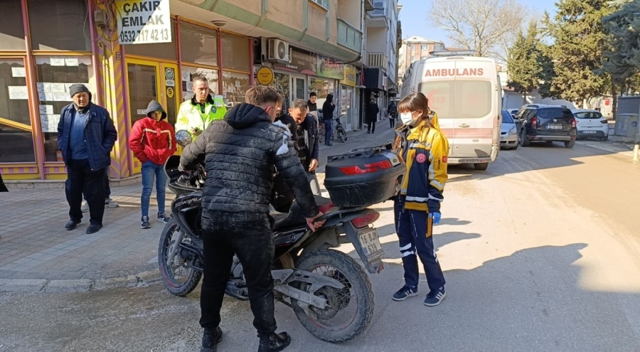 Bursa'da kazada acısını unutup, arkadaşını teselli etti