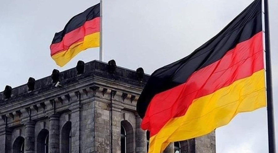 Almanya'da erken seçim! Muhafazakarlar birinci aşırı sağ ikinci parti