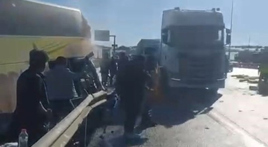 Kuzey Marmara Otoyolu'nda trafiği kilitleyen kaza