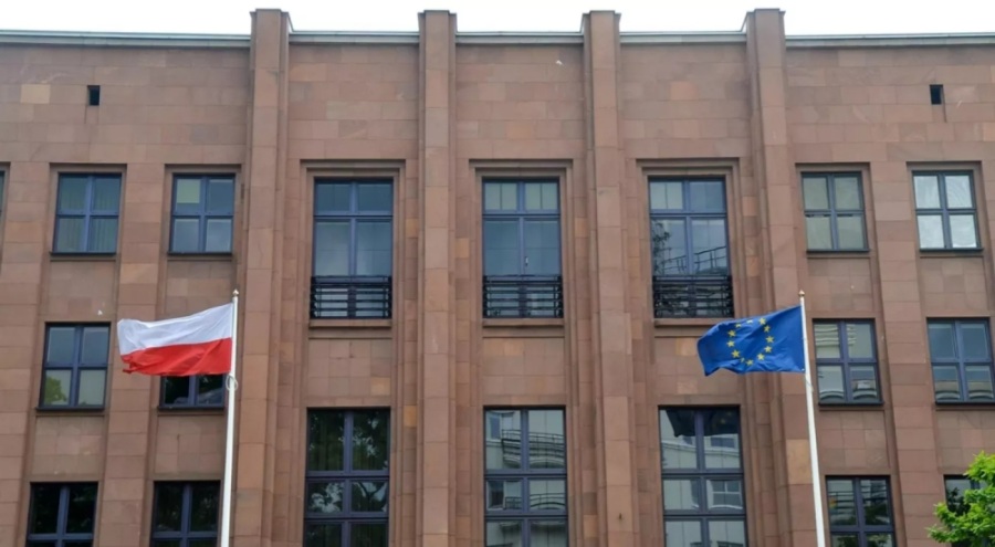 Polonya'da büyük skandal: Ukrayna'ya ayrılan 91 milyon euro çalındı