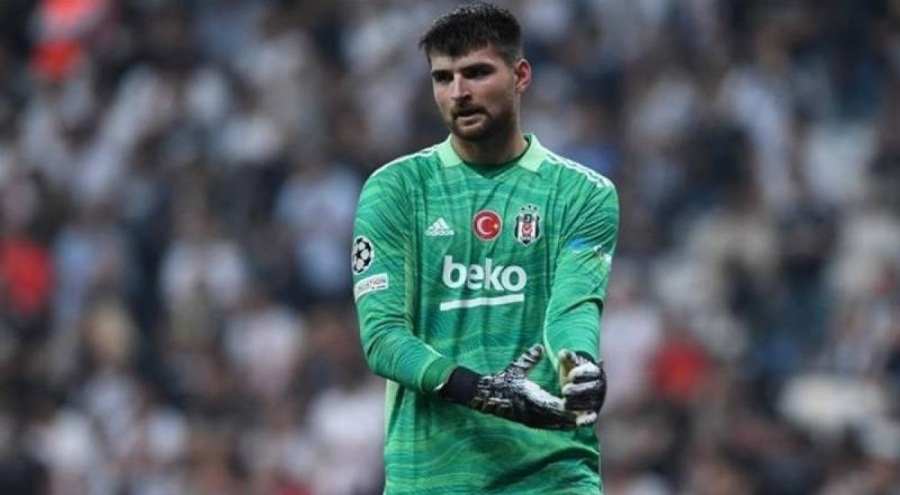 Beşiktaş'ta kaleci Ersin Destanoğlu'ndan ayrılık kararı!
