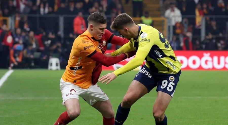 Galatasaray ile Fenerbahçe sahadan eşitlikle ayrıldı