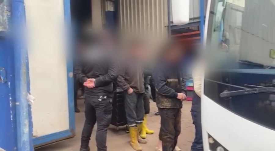 Bursa'da kaçak göçmen çalıştıranlara gözaltı!