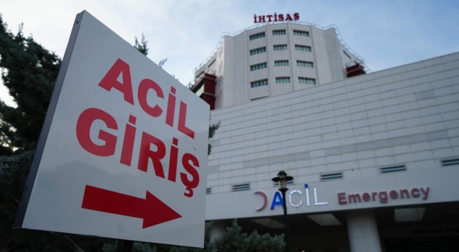 Kırıkkale'de Gıda Zehirlenmesi Şüphesi: 28 Öğrenci ve 1 Öğretmen Hastaneye Kaldırıldı