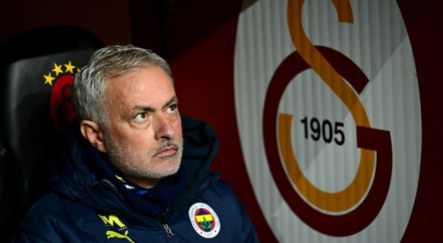 Galatasaray'dan Mourinho'ya yanıt: 'Maymun değil insanım'