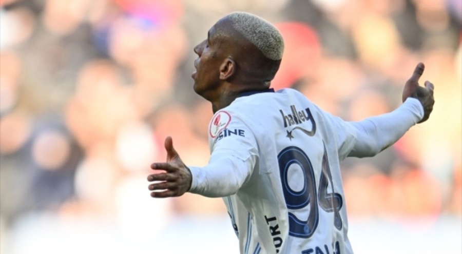 Anderson Talisca: Fenerbahçe'ye adaptasyonum çok iyi gerçekleşti