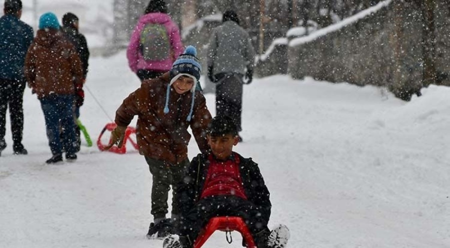 Bu illerde okullar tatil edildi!