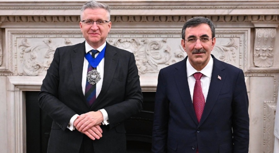 Cevdet Yılmaz, Londra Finans Merkezi Belediye Başkanı King ile görüştü