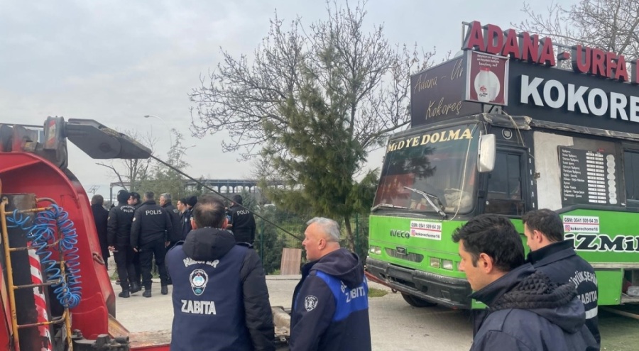 Bursa'da lokanta minibüslere operasyon