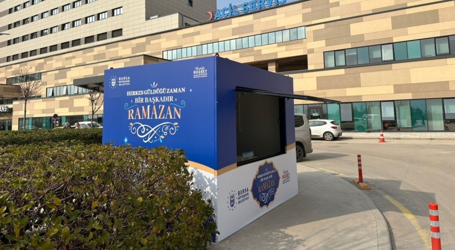 Bursa Büyükşehir Belediyesi, iftara yetişemeyenlerin yanında