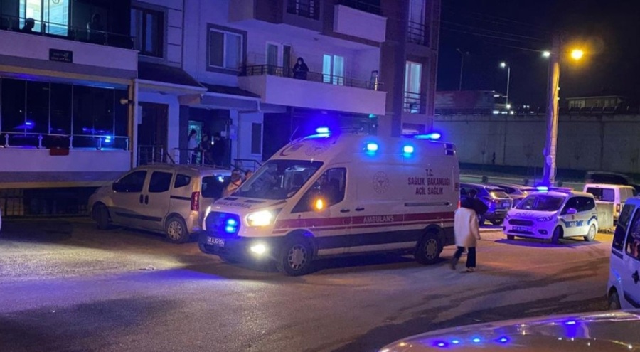 Damadı ile kiracı arasındaki kavgayı ayırmaya çalışırken canından oldu