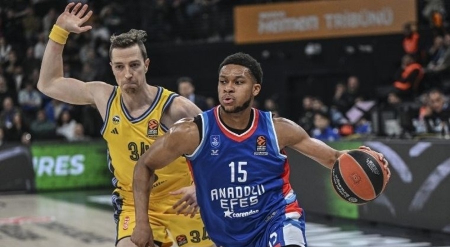 Anadolu Efes, evinde ALBA Berlin'i rahat geçti!