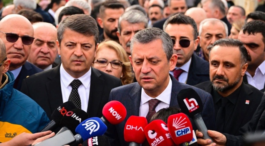 Özgür Özel'den 3 bakana 'Kartalkaya' tepkisi!