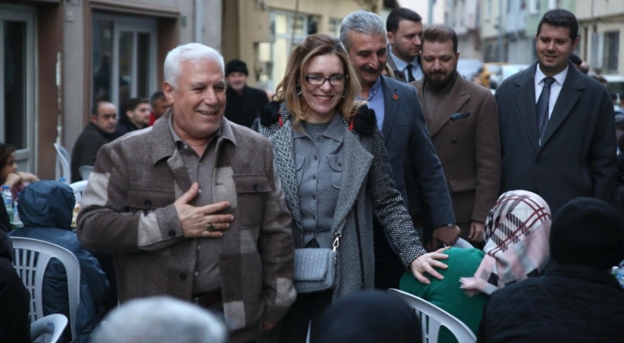 Başkan Bozbey 1500 vatandaşla aynı sofrayı paylaştı: Tüm sorunları çözeceğimize emin olabilirsiniz