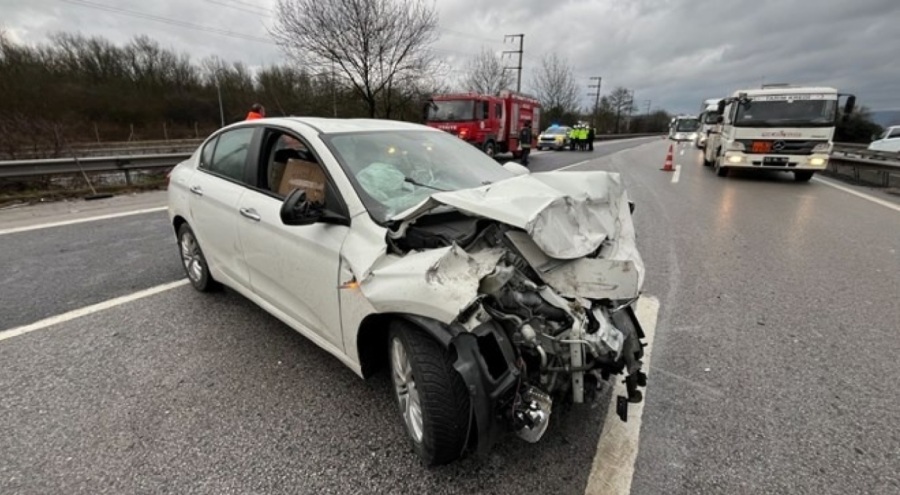 Korkutan kaza: Hafriyat kamyonuna arkadan çarptı