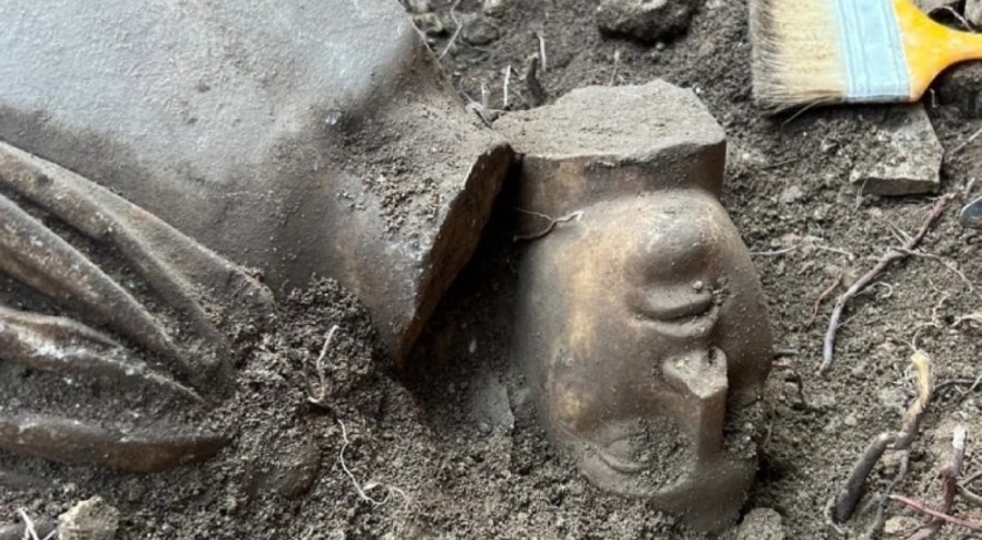 Aspendos'ta Hermes heykeli bulundu