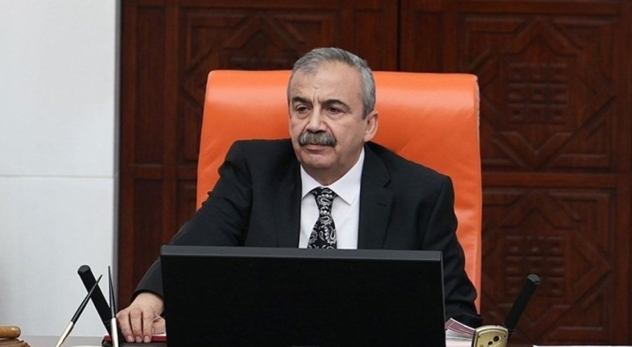 Sırrı Süreyya Önder: Öcalan'ın hiçbir şartı yok