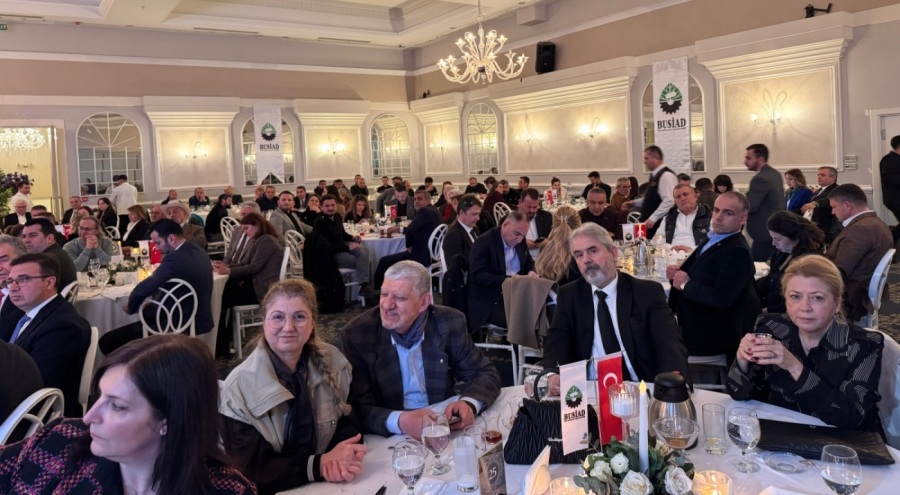 Bursalı sanayiciler ve iş insanları geleneksel iftarda bir araya geldi