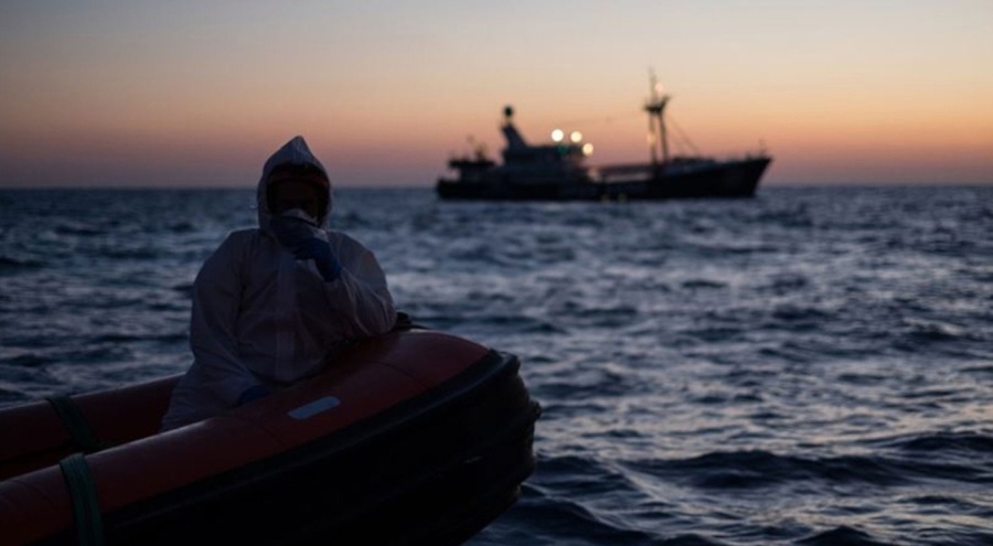Ayvalık açıklarında 32 düzensiz göçmen yakalandı