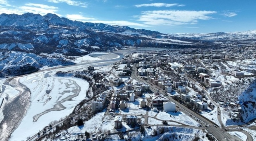 Tunceli'de 131 köy yolu ulaşıma kapandı