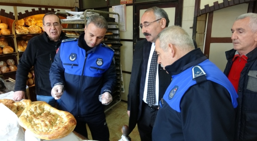 Gemlik Belediyesi'nden Ramazan pidesine gramaj denetimi