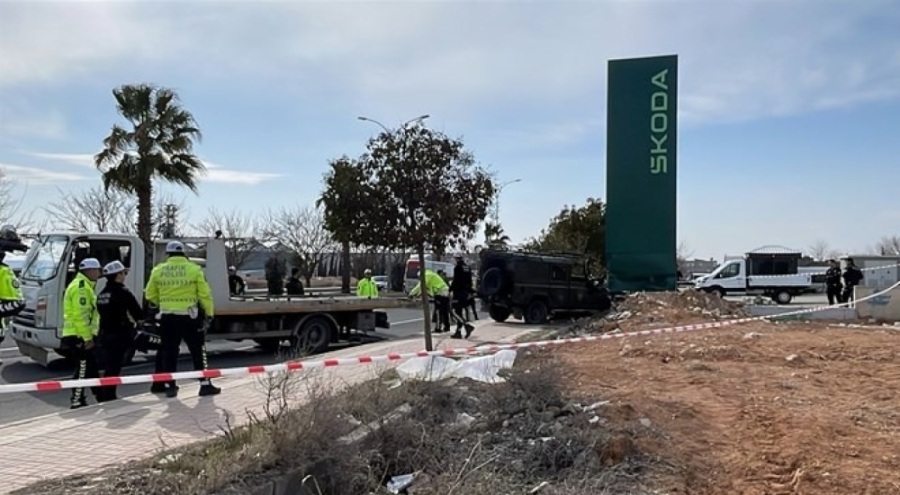 Özel harekat polislerini taşıyan zırhlı araç kaza yaptı: 6 yaralı