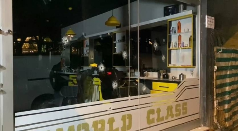 Husumetli olduğu kişinin ikinci kez silahlı saldırısına uğrayıp ağır yaralandı