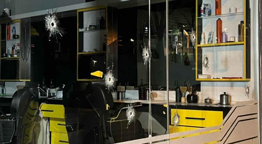 Berber dükkanına silahlı saldırı: 1 ağır yaralı