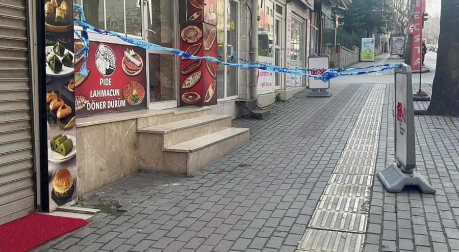 Bursa'da kaldırımda yürürken düşüp hayatını kaybetti